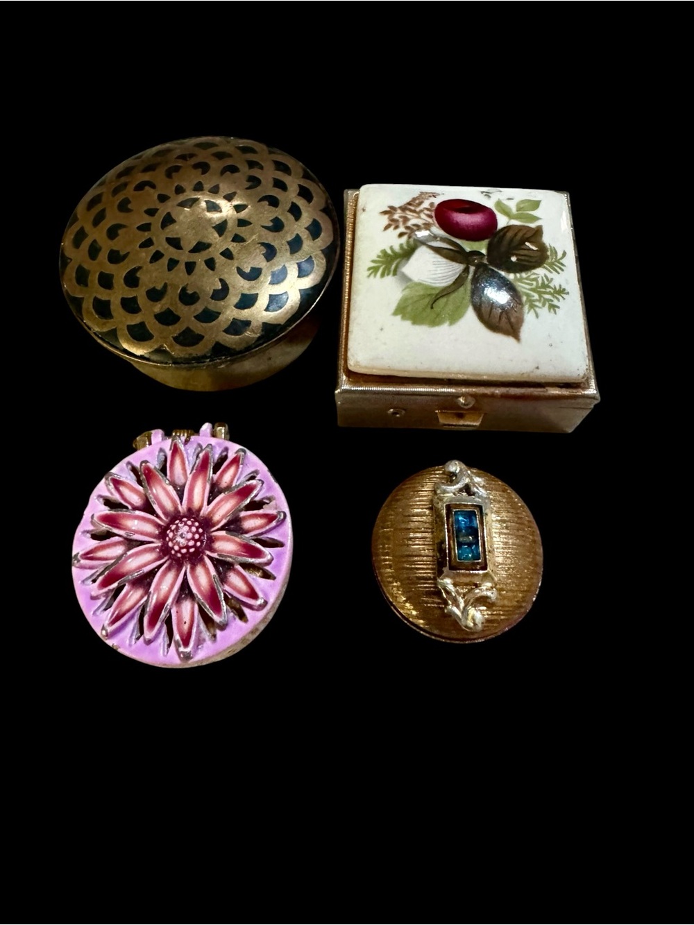 Lot of 4 vintage pill boxes
